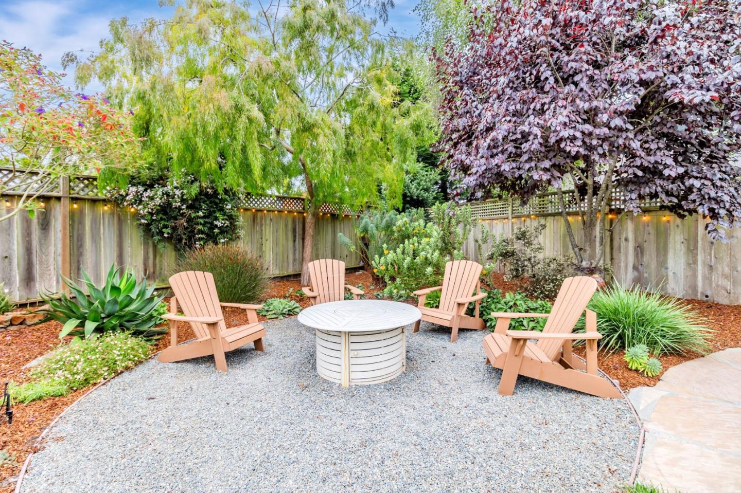 Detail Gallery Image 33 of 41 For 1030 Etheldore St, Moss Beach,  CA 94038 - 3 Beds | 2 Baths