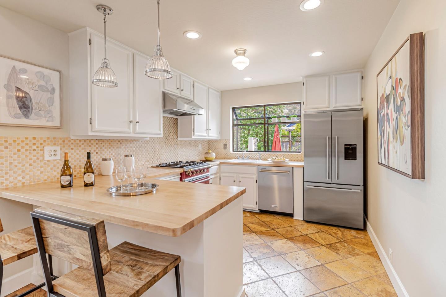 Detail Gallery Image 6 of 41 For 1030 Etheldore St, Moss Beach,  CA 94038 - 3 Beds | 2 Baths
