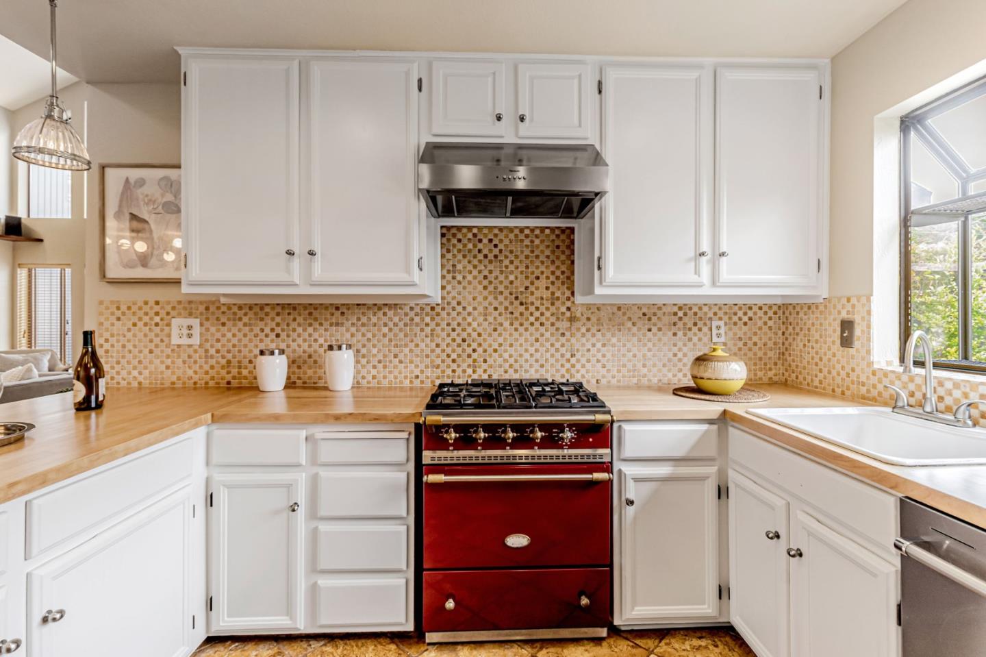 Detail Gallery Image 7 of 41 For 1030 Etheldore St, Moss Beach,  CA 94038 - 3 Beds | 2 Baths