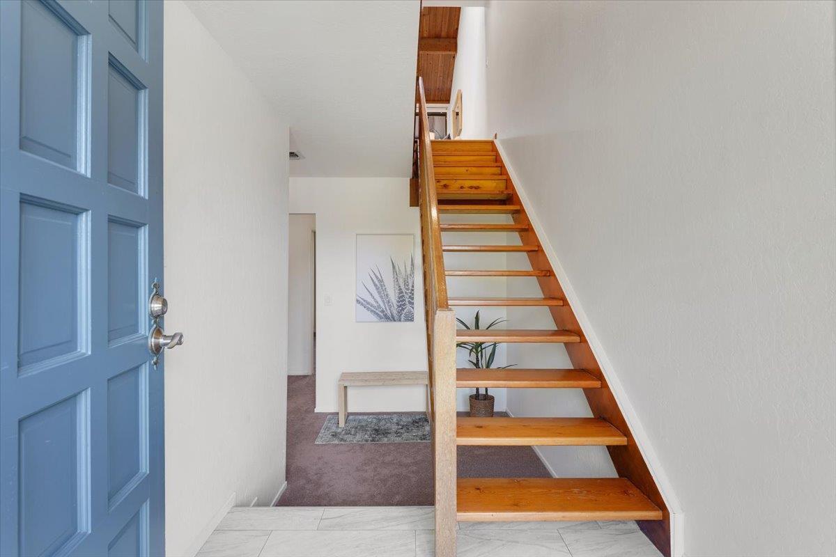 Detail Gallery Image 17 of 49 For 113 Tree Frog Ln, Santa Cruz,  CA 95060 - 2 Beds | 1/1 Baths