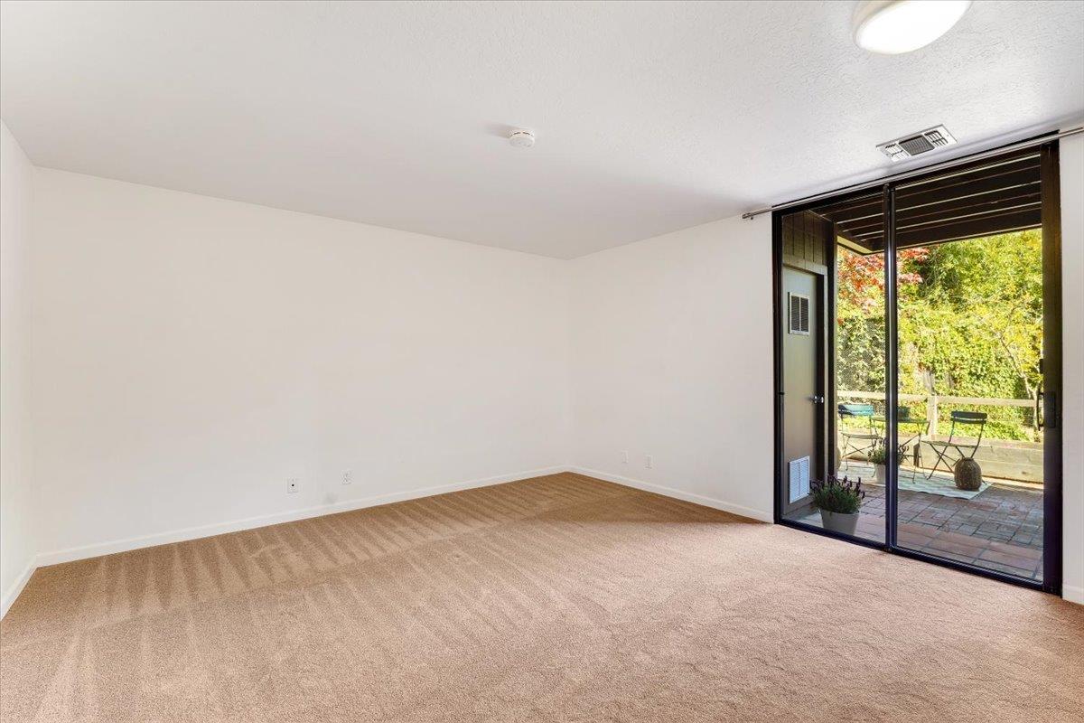 Detail Gallery Image 20 of 49 For 113 Tree Frog Ln, Santa Cruz,  CA 95060 - 2 Beds | 1/1 Baths