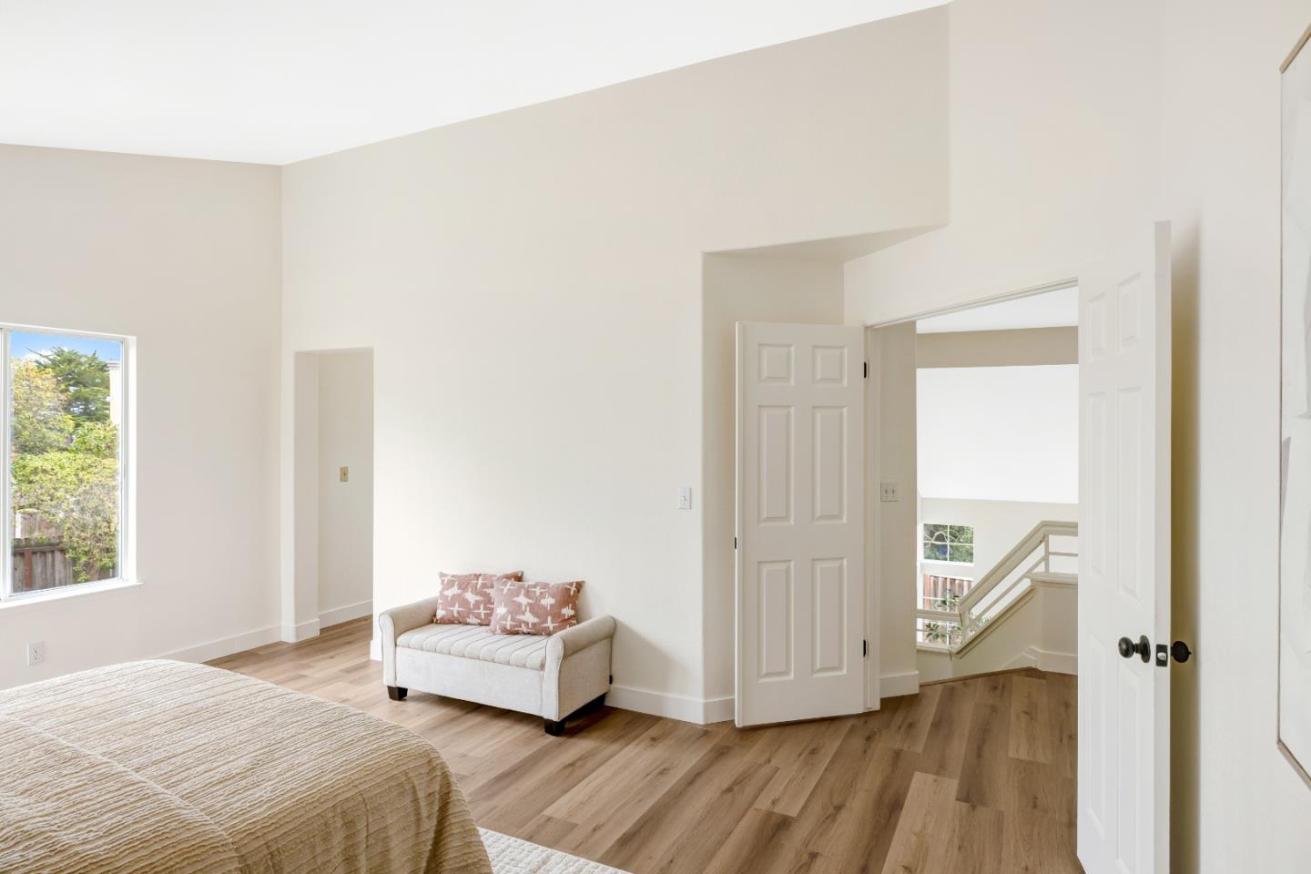 Detail Gallery Image 12 of 21 For 288 Sirena Del Mar Rd, Marina,  CA 93933 - 3 Beds | 2/1 Baths