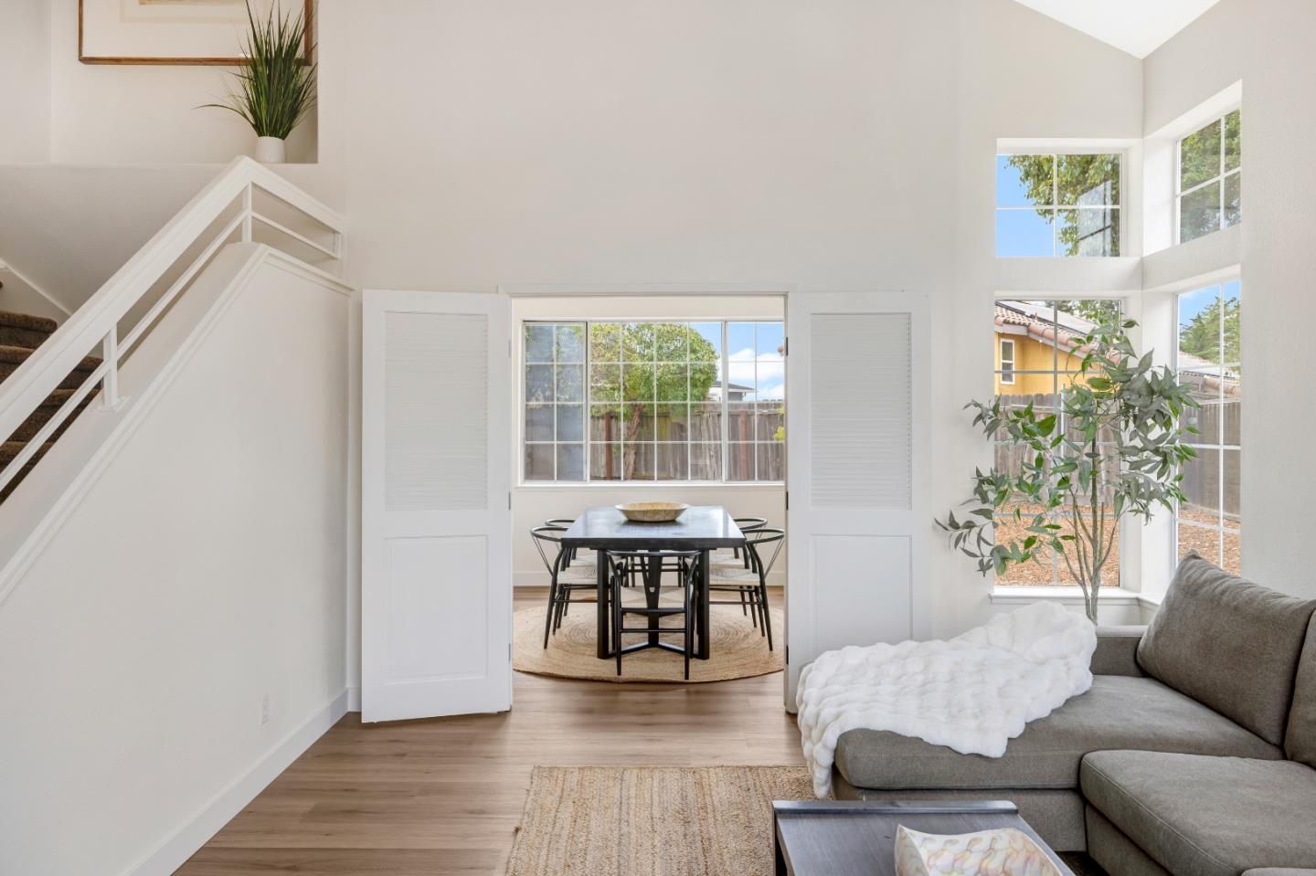 Detail Gallery Image 4 of 21 For 288 Sirena Del Mar Rd, Marina,  CA 93933 - 3 Beds | 2/1 Baths