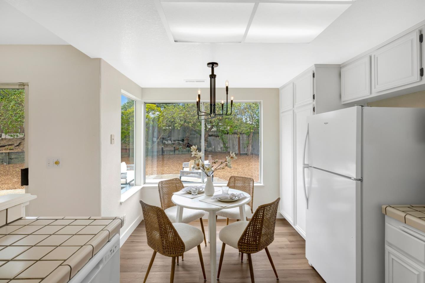 Detail Gallery Image 9 of 21 For 288 Sirena Del Mar Rd, Marina,  CA 93933 - 3 Beds | 2/1 Baths