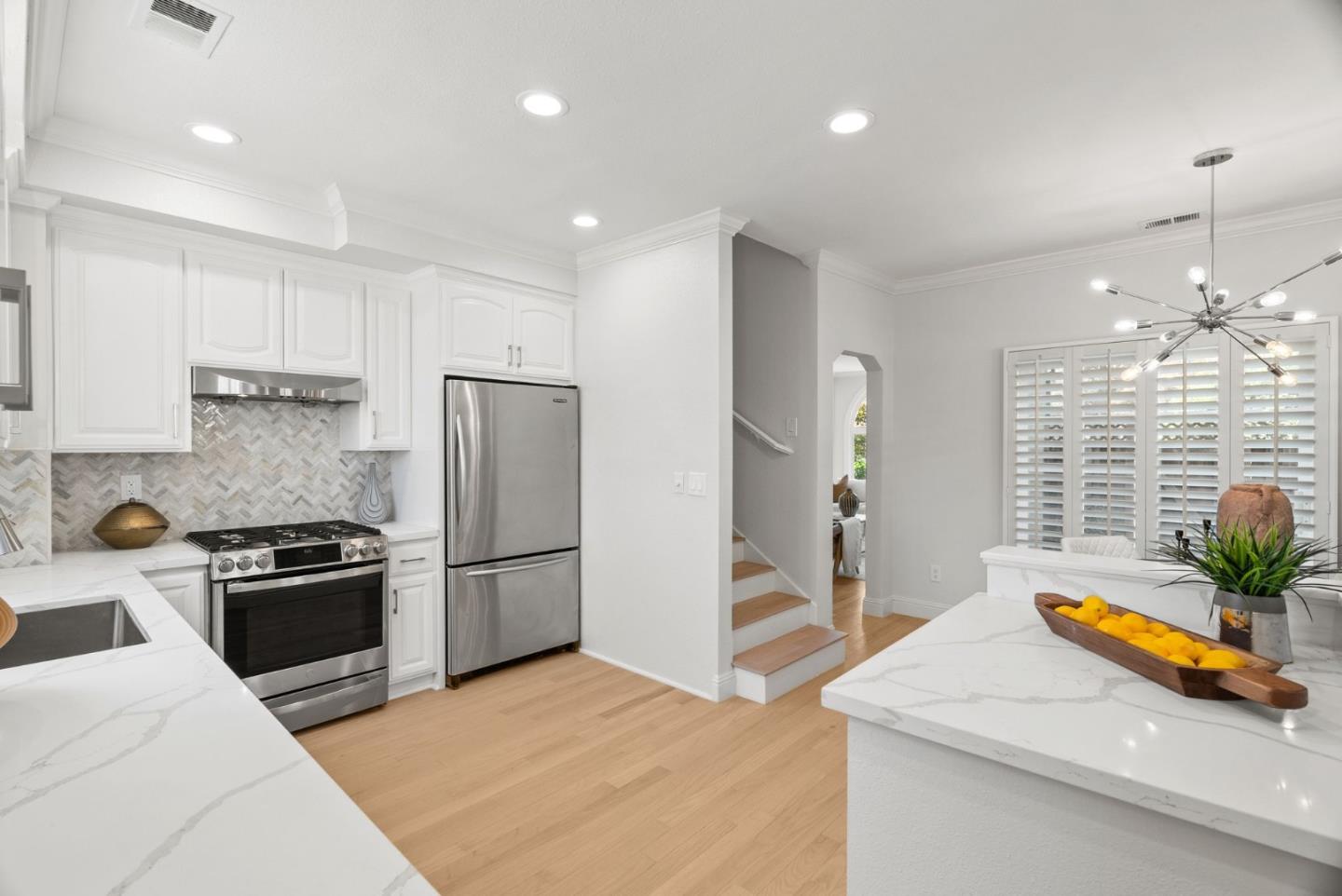 Detail Gallery Image 17 of 45 For 16717 Shannon Rd, Los Gatos,  CA 95032 - 4 Beds | 3/1 Baths