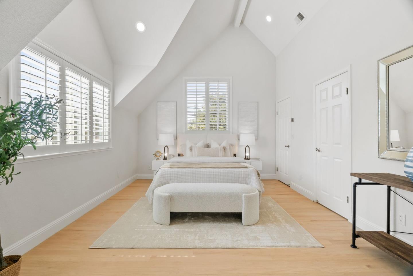 Detail Gallery Image 18 of 45 For 16717 Shannon Rd, Los Gatos,  CA 95032 - 4 Beds | 3/1 Baths