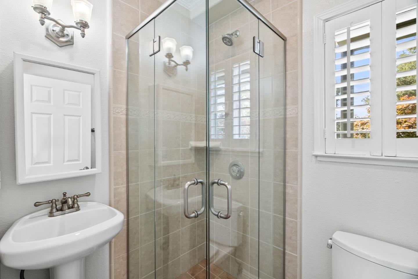 Detail Gallery Image 28 of 45 For 16717 Shannon Rd, Los Gatos,  CA 95032 - 4 Beds | 3/1 Baths