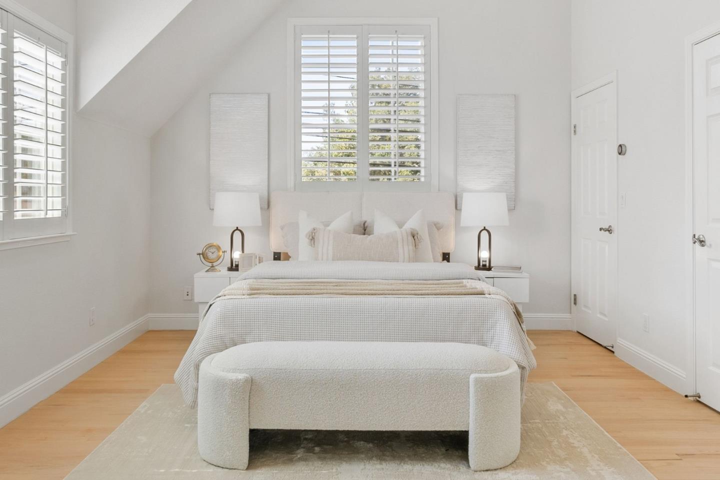 Detail Gallery Image 5 of 45 For 16717 Shannon Rd, Los Gatos,  CA 95032 - 4 Beds | 3/1 Baths