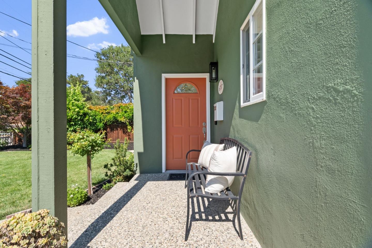 Detail Gallery Image 7 of 45 For 16717 Shannon Rd, Los Gatos,  CA 95032 - 4 Beds | 3/1 Baths