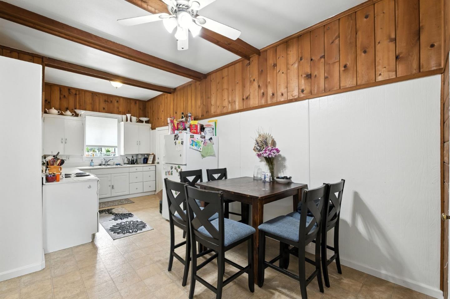 Detail Gallery Image 17 of 22 For 575 Myrtle St, Half Moon Bay,  CA 94019 - 3 Beds | 3 Baths