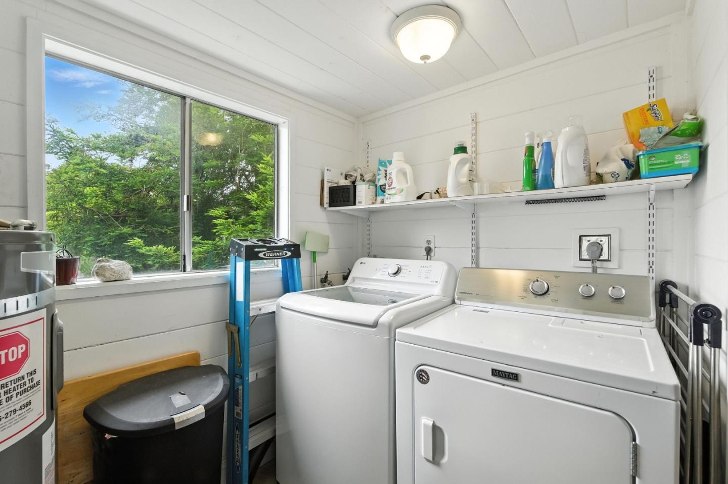 Detail Gallery Image 20 of 22 For 575 Myrtle St, Half Moon Bay,  CA 94019 - 3 Beds | 3 Baths