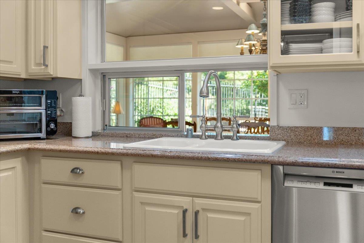 Detail Gallery Image 20 of 72 For 4711 Old San Jose Rd, Soquel,  CA 95073 - 3 Beds | 2/1 Baths