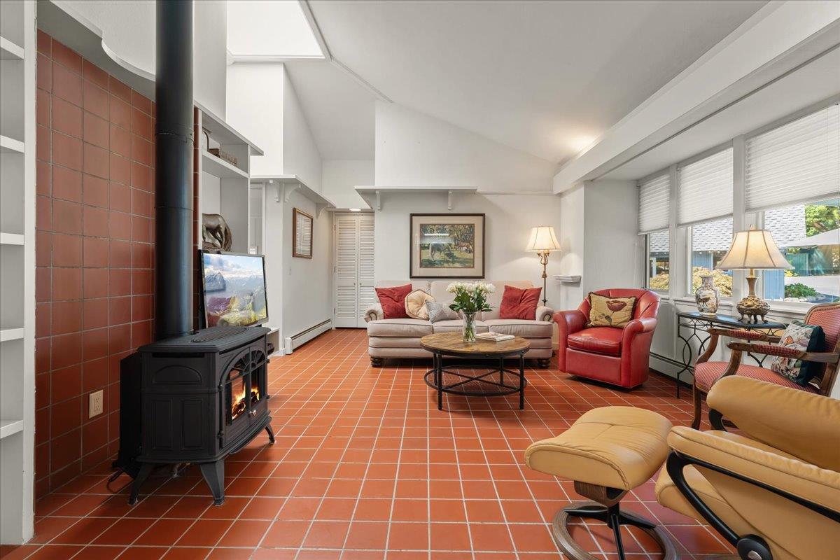 Detail Gallery Image 28 of 72 For 4711 Old San Jose Rd, Soquel,  CA 95073 - 3 Beds | 2/1 Baths