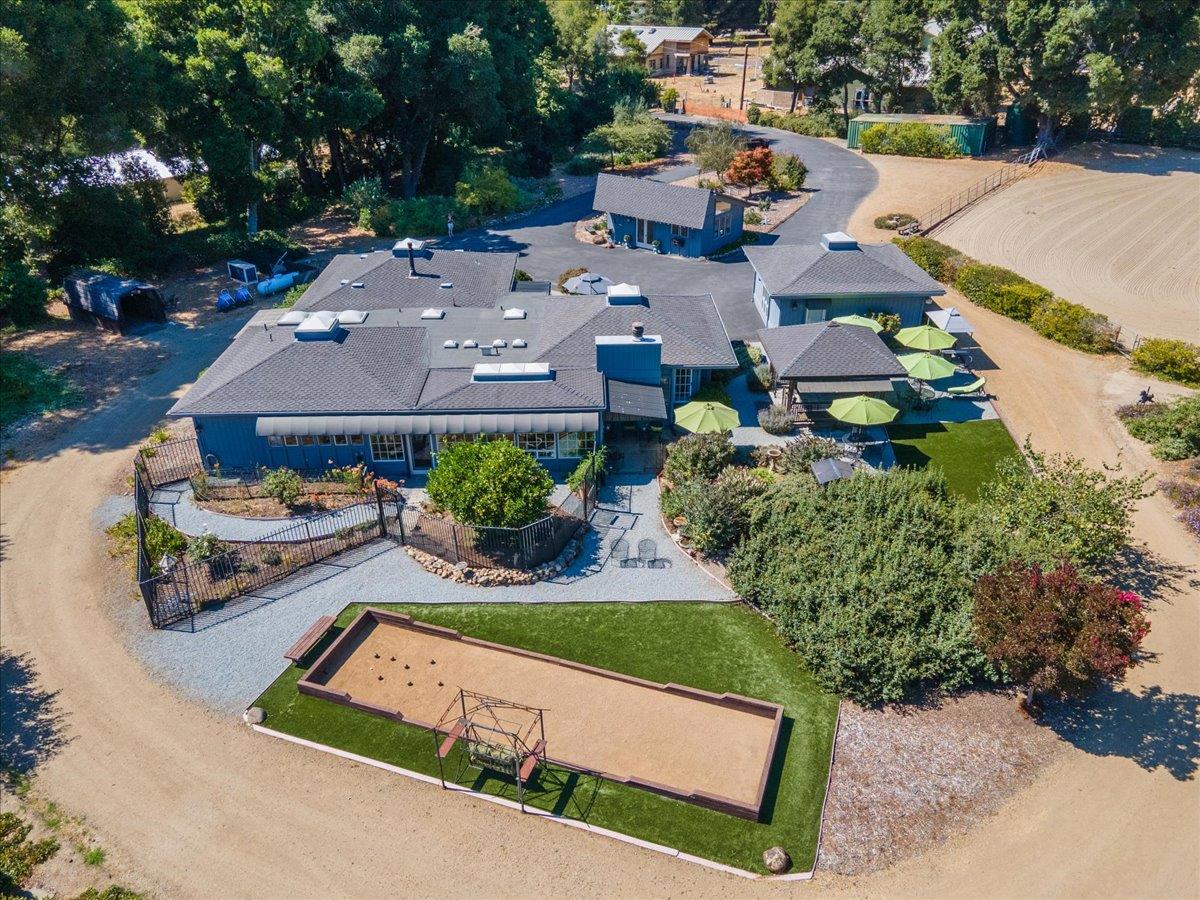 Detail Gallery Image 4 of 72 For 4711 Old San Jose Rd, Soquel,  CA 95073 - 3 Beds | 2/1 Baths