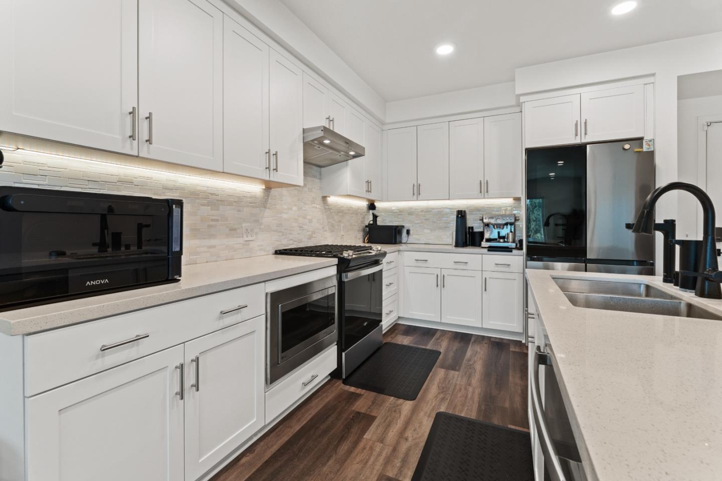 Detail Gallery Image 14 of 26 For 1853 Almaden Rd #504,  San Jose,  CA 95125 - 2 Beds | 2 Baths