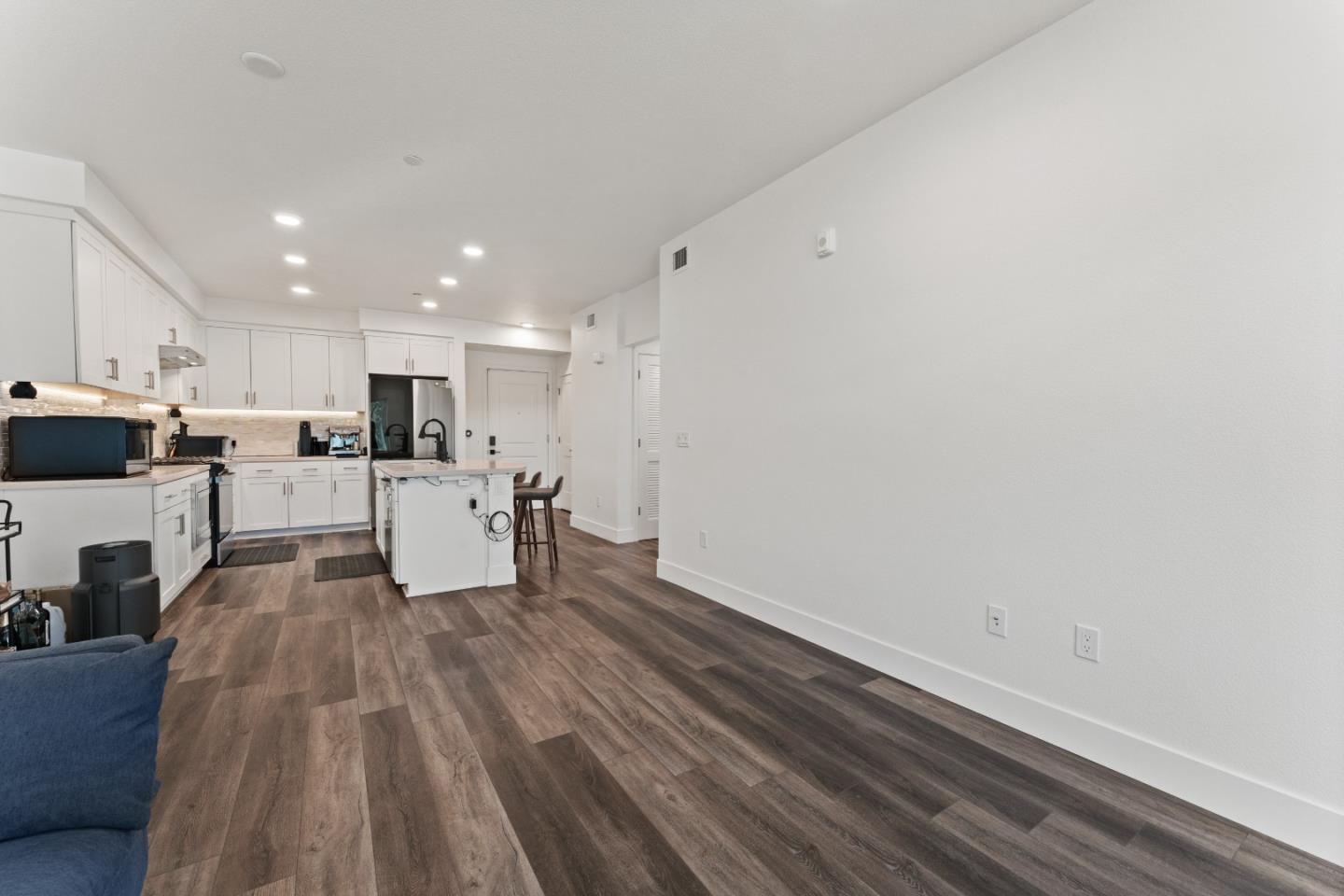 Detail Gallery Image 17 of 26 For 1853 Almaden Rd #504,  San Jose,  CA 95125 - 2 Beds | 2 Baths