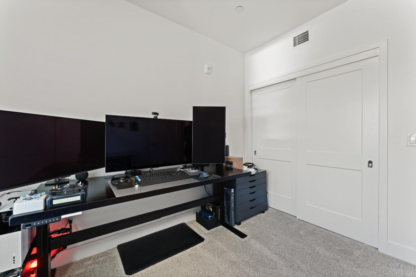 Detail Gallery Image 20 of 26 For 1853 Almaden Rd #504,  San Jose,  CA 95125 - 2 Beds | 2 Baths