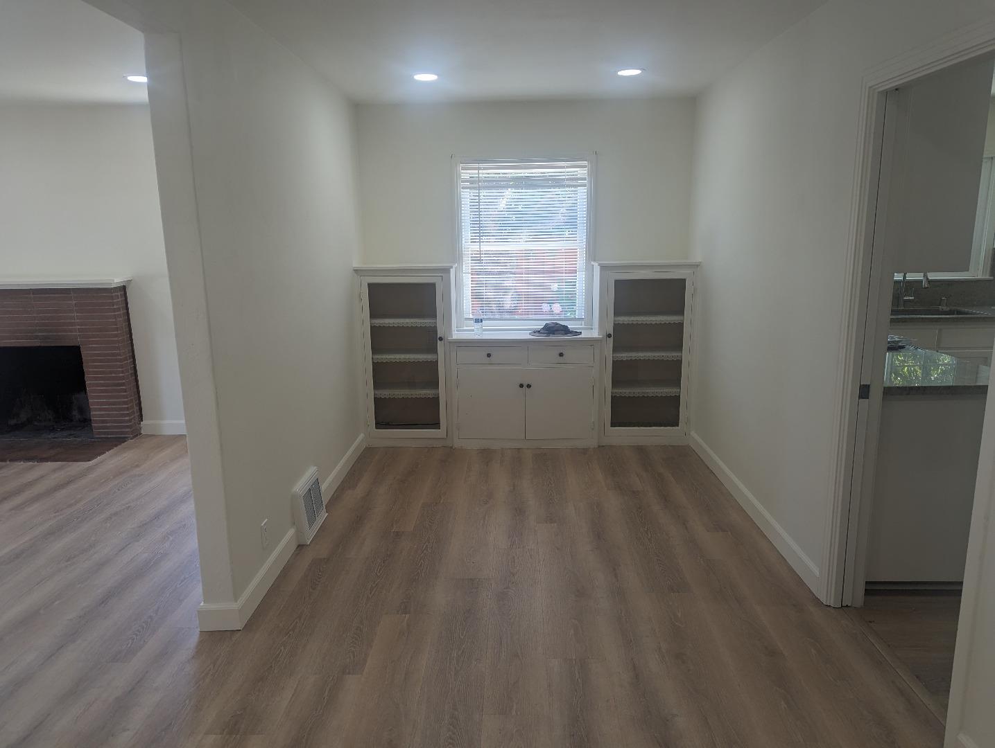 Detail Gallery Image 6 of 24 For 485 S Fair Oaks Ave, Sunnyvale,  CA 94086 - 3 Beds | 2 Baths