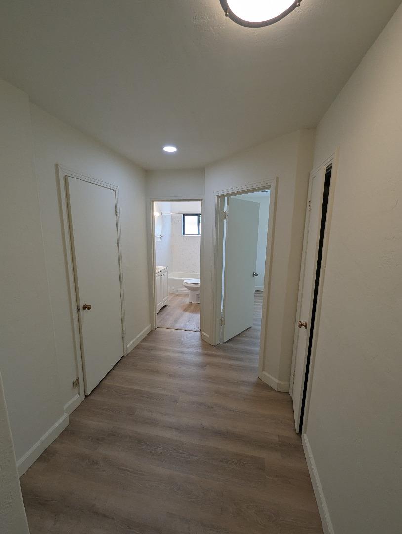 Detail Gallery Image 9 of 24 For 485 S Fair Oaks Ave, Sunnyvale,  CA 94086 - 3 Beds | 2 Baths