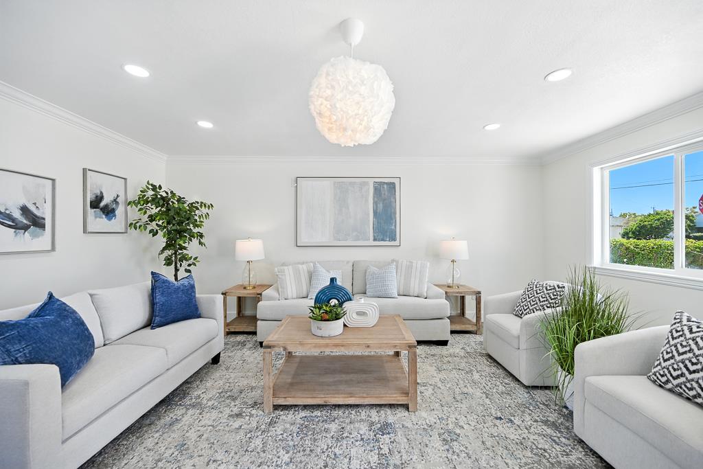 Detail Gallery Image 16 of 41 For 1504 York Ave, San Mateo,  CA 94401 - 3 Beds | 2 Baths