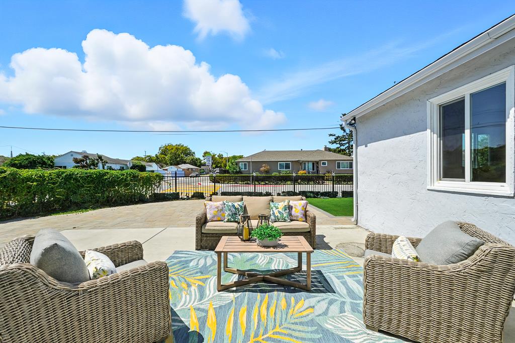 Detail Gallery Image 38 of 41 For 1504 York Ave, San Mateo,  CA 94401 - 3 Beds | 2 Baths