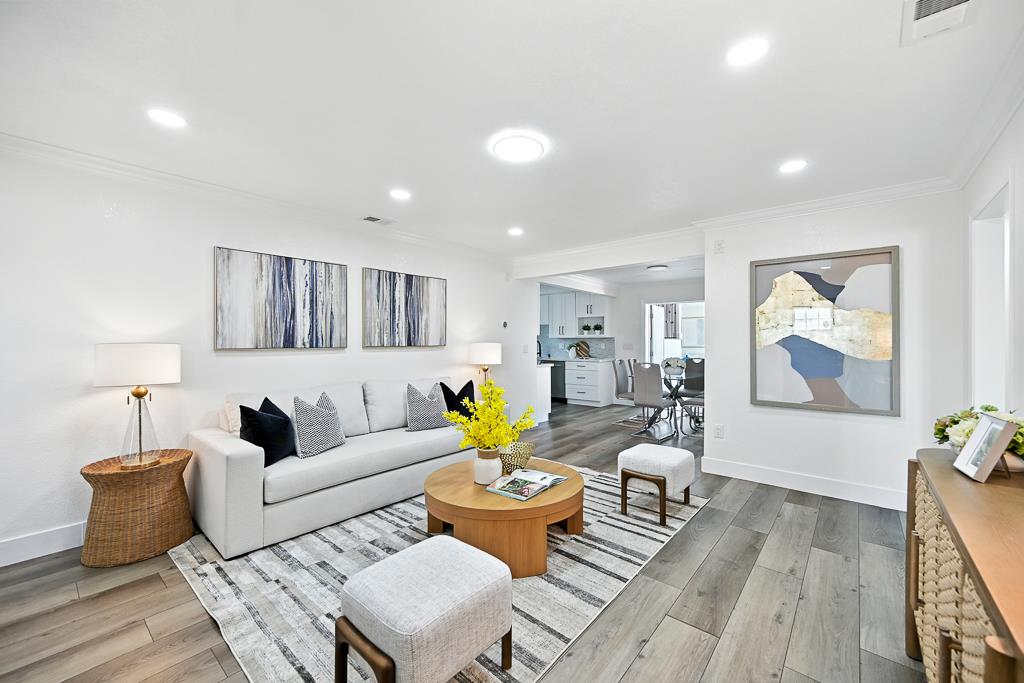 Detail Gallery Image 7 of 41 For 1504 York Ave, San Mateo,  CA 94401 - 3 Beds | 2 Baths