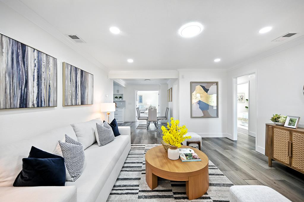Detail Gallery Image 8 of 41 For 1504 York Ave, San Mateo,  CA 94401 - 3 Beds | 2 Baths