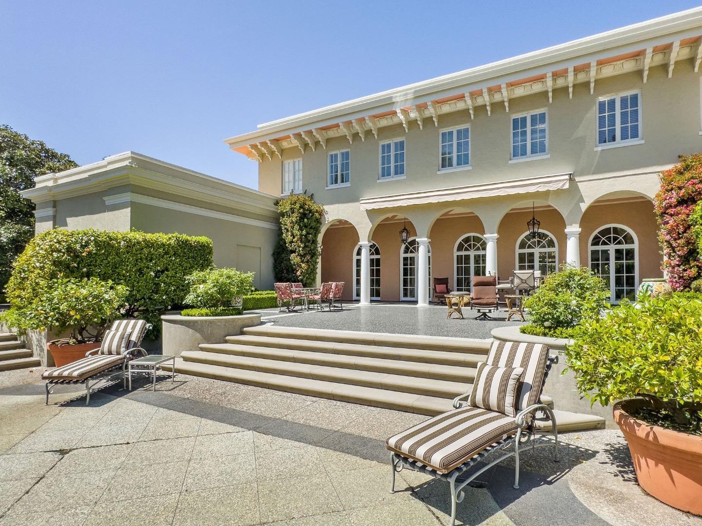 Detail Gallery Image 14 of 43 For 245 W Santa Inez Ave, Hillsborough,  CA 94010 - 5 Beds | 5/1 Baths