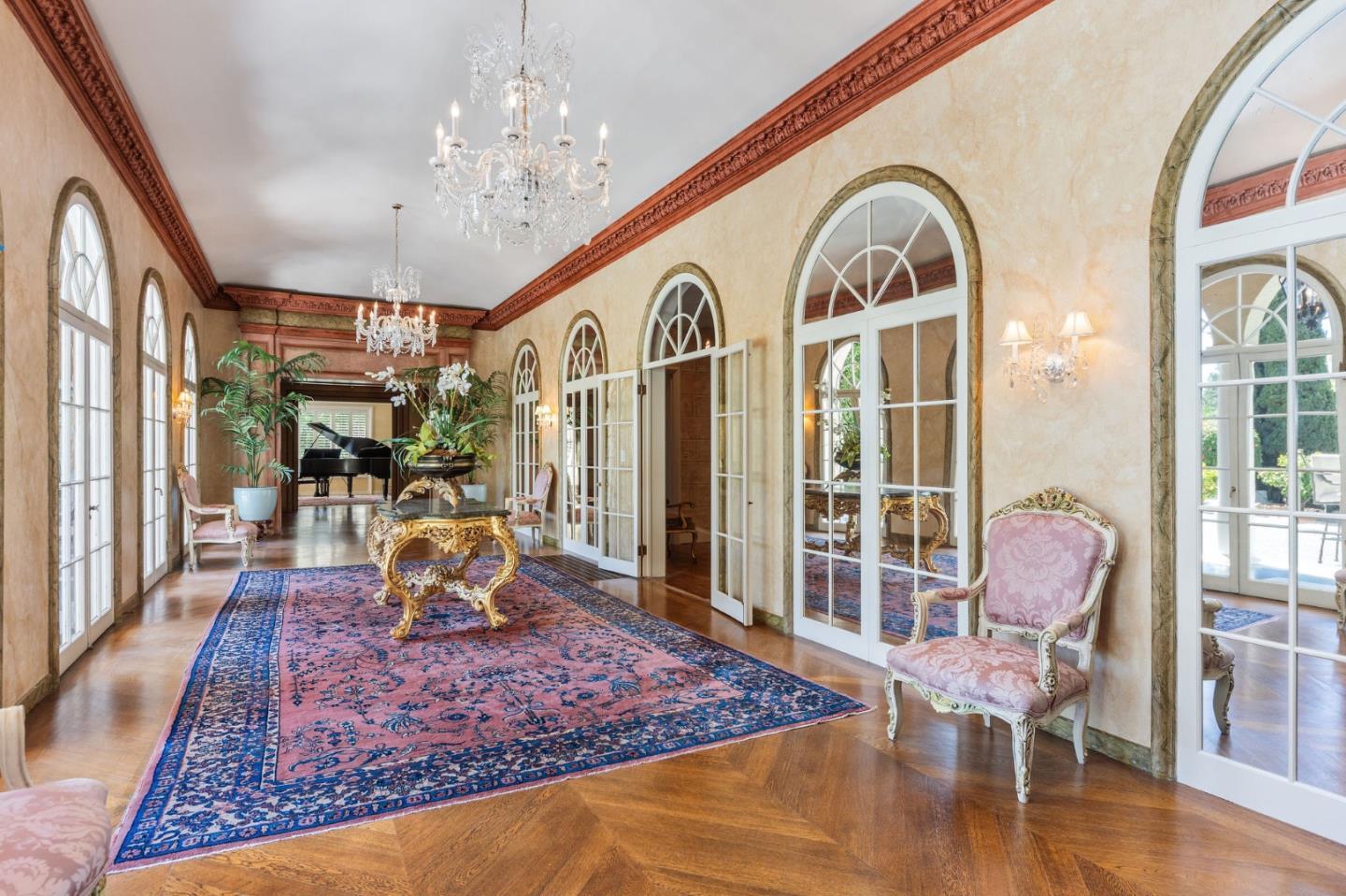 Detail Gallery Image 27 of 43 For 245 W Santa Inez Ave, Hillsborough,  CA 94010 - 5 Beds | 5/1 Baths
