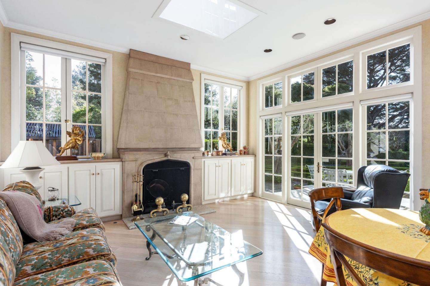 Detail Gallery Image 37 of 43 For 245 W Santa Inez Ave, Hillsborough,  CA 94010 - 5 Beds | 5/1 Baths