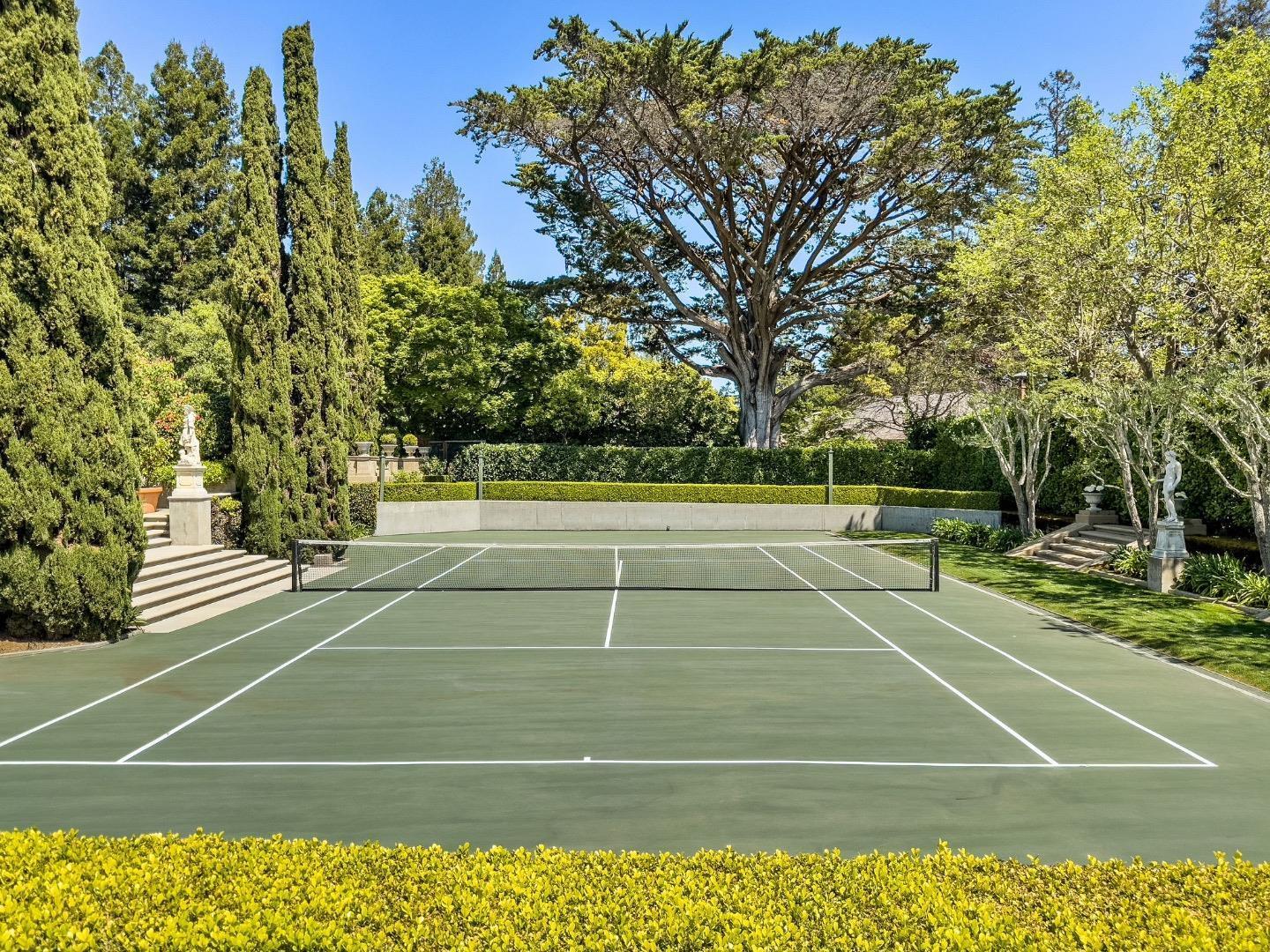 Detail Gallery Image 5 of 43 For 245 W Santa Inez Ave, Hillsborough,  CA 94010 - 5 Beds | 5/1 Baths