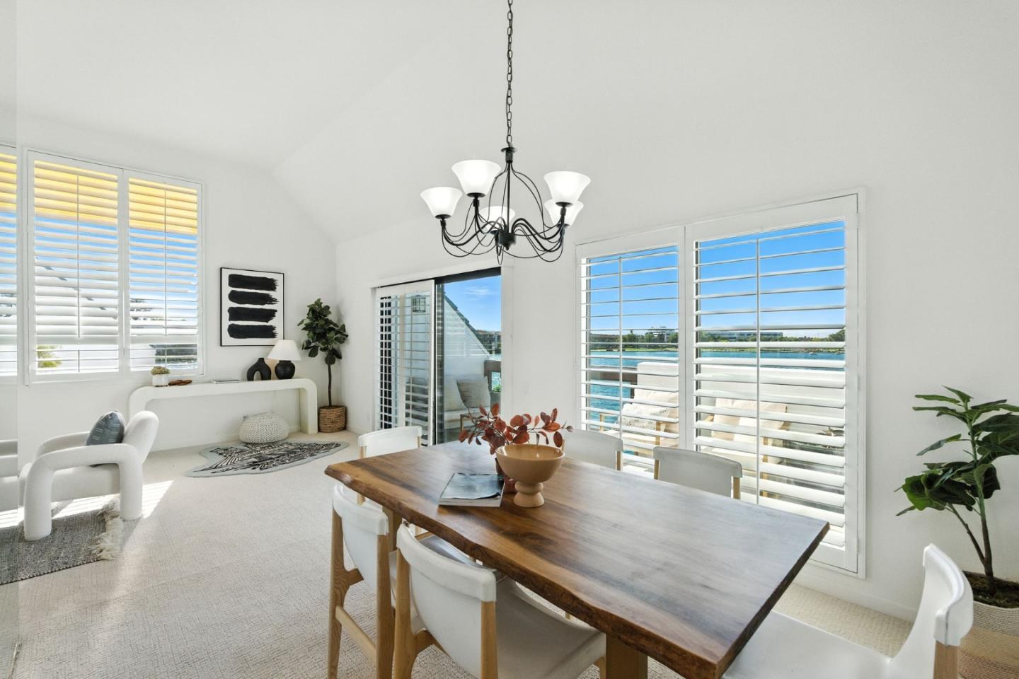 Detail Gallery Image 10 of 72 For 632 Portofino Ln, Foster City,  CA 94404 - 2 Beds | 2 Baths