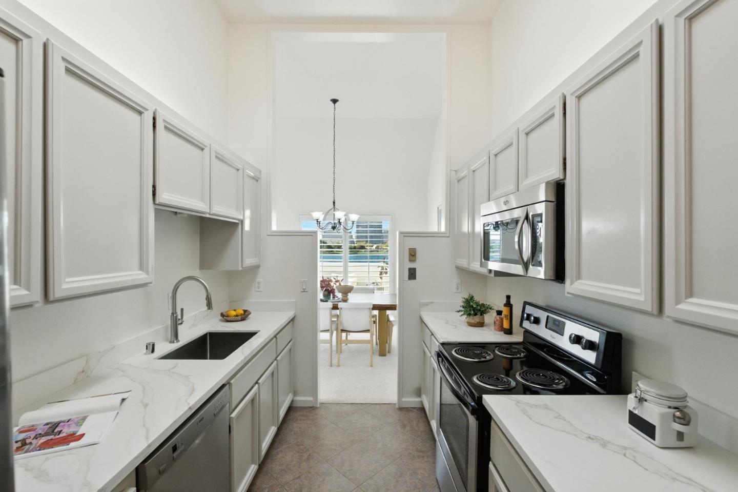 Detail Gallery Image 17 of 72 For 632 Portofino Ln, Foster City,  CA 94404 - 2 Beds | 2 Baths