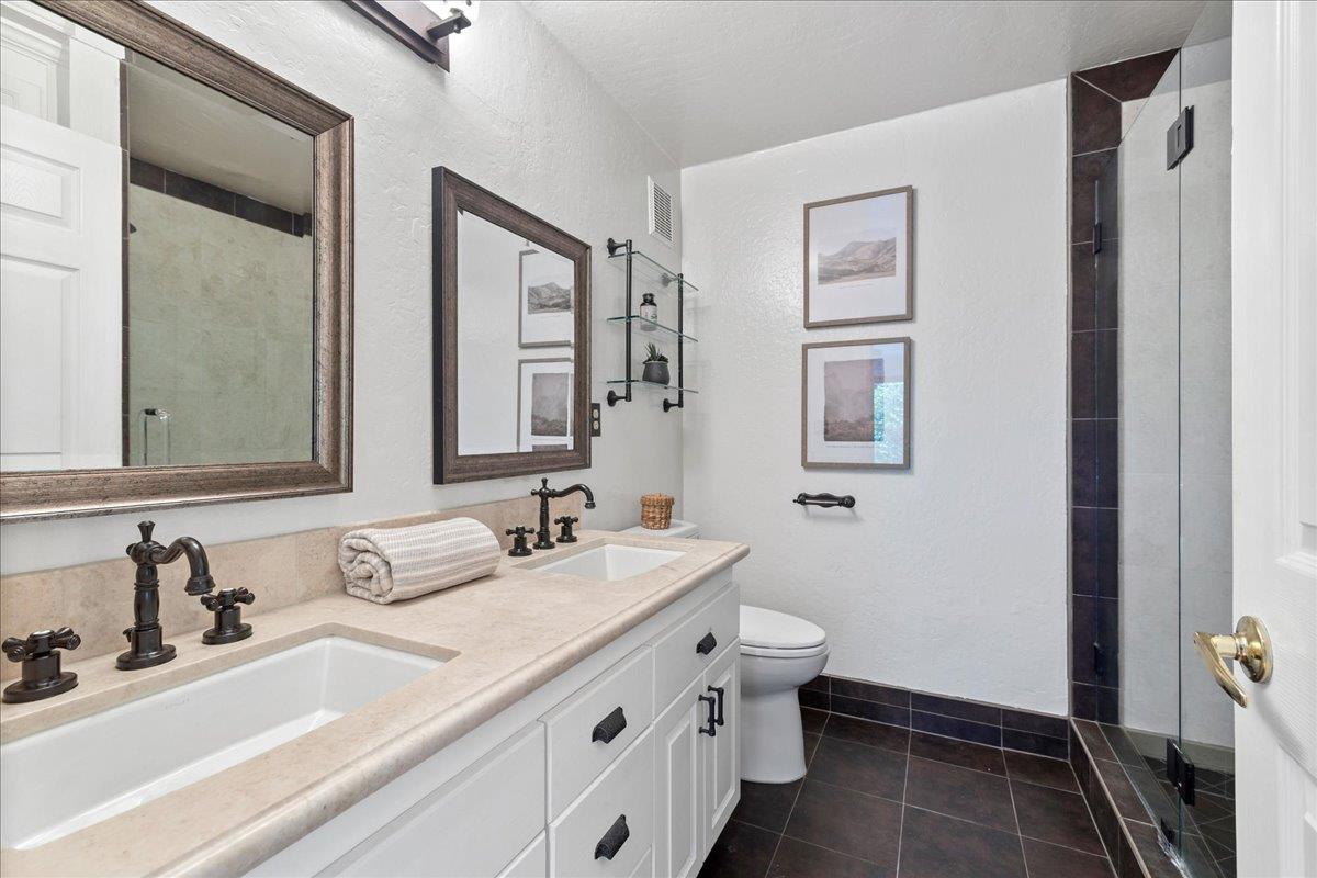 Detail Gallery Image 19 of 31 For 105 Vista Del Prado, Los Gatos,  CA 95030 - 5 Beds | 4 Baths
