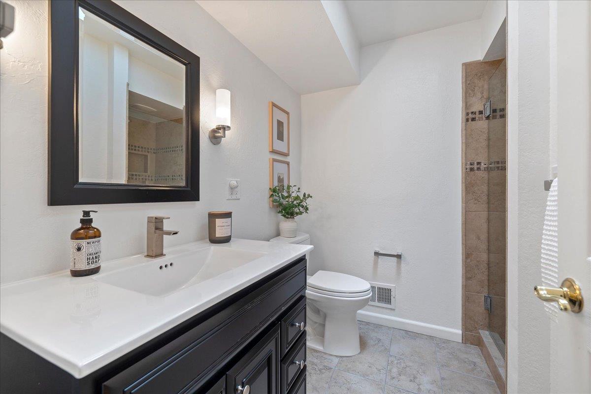 Detail Gallery Image 20 of 31 For 105 Vista Del Prado, Los Gatos,  CA 95030 - 5 Beds | 4 Baths