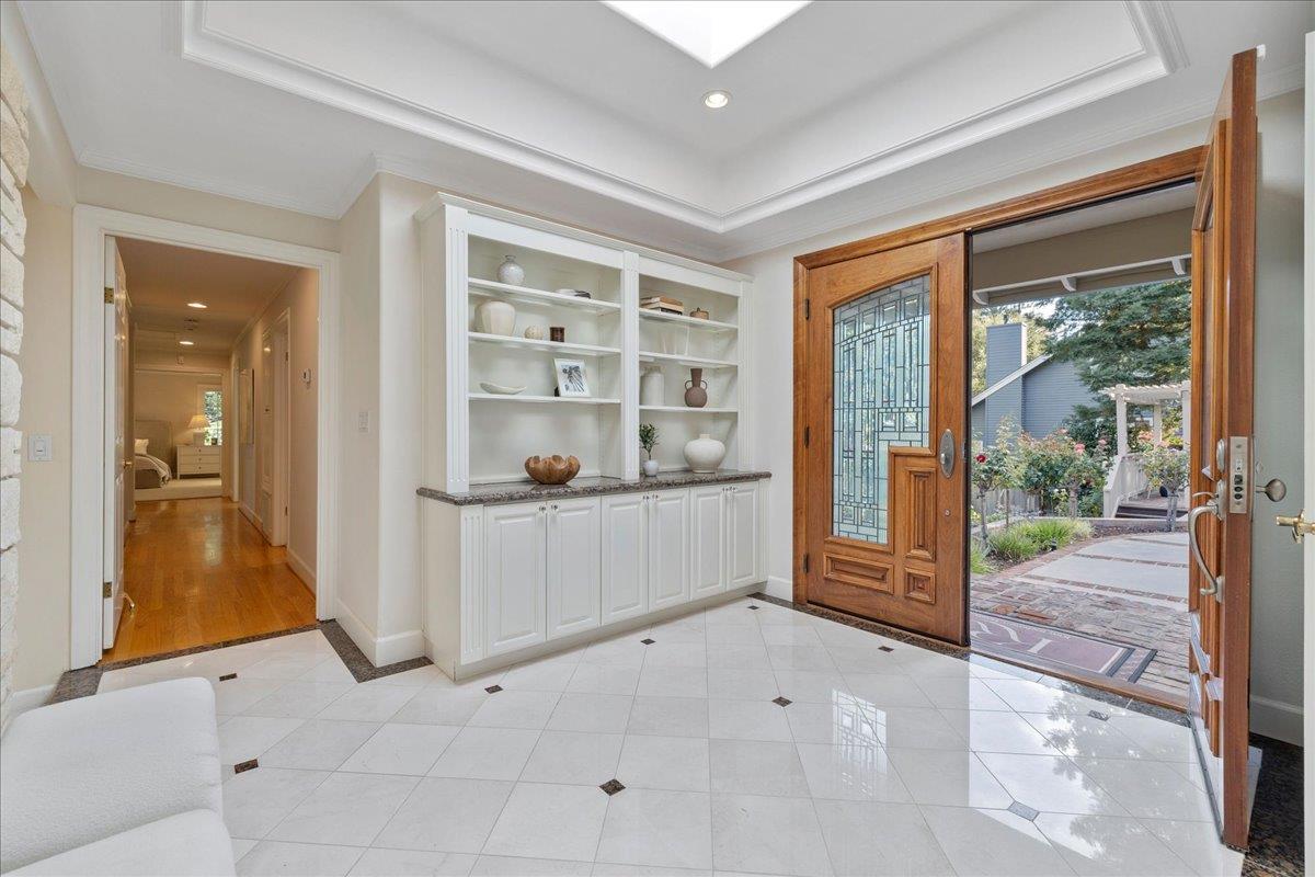 Detail Gallery Image 5 of 31 For 105 Vista Del Prado, Los Gatos,  CA 95030 - 5 Beds | 4 Baths