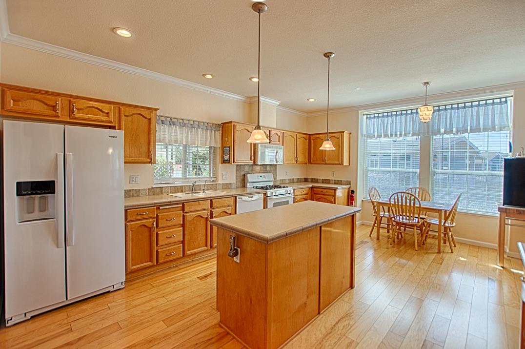 Detail Gallery Image 8 of 19 For 3390 Ashwood Way #39,  Soquel,  CA 95073 - 2 Beds | 2 Baths