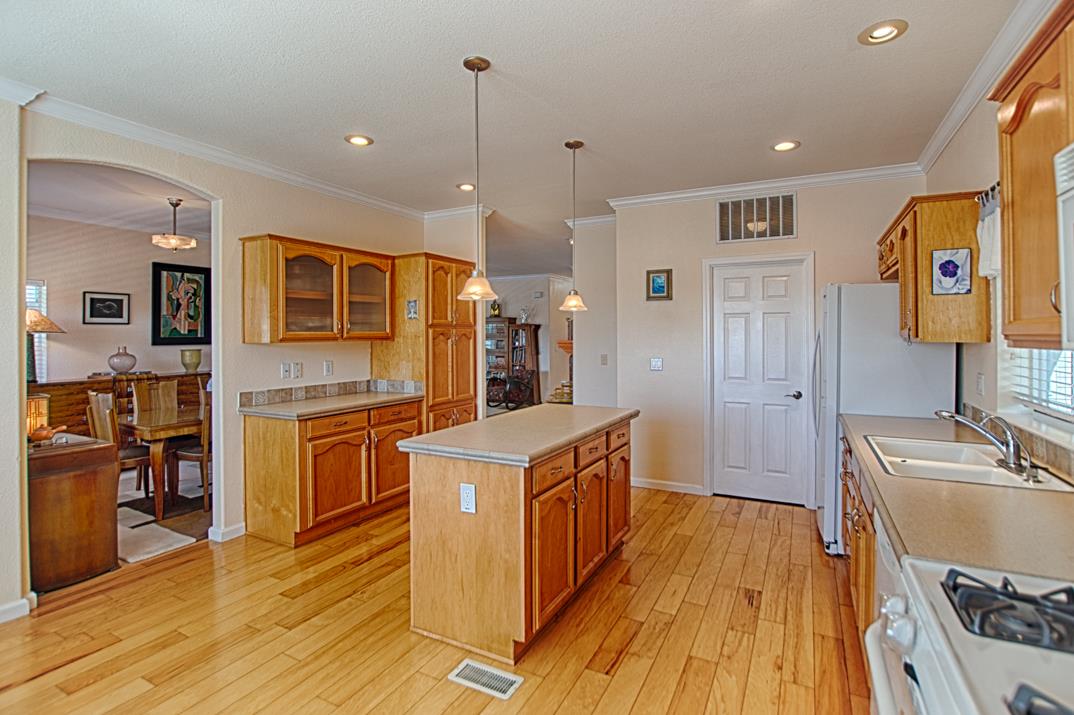 Detail Gallery Image 9 of 19 For 3390 Ashwood Way #39,  Soquel,  CA 95073 - 2 Beds | 2 Baths