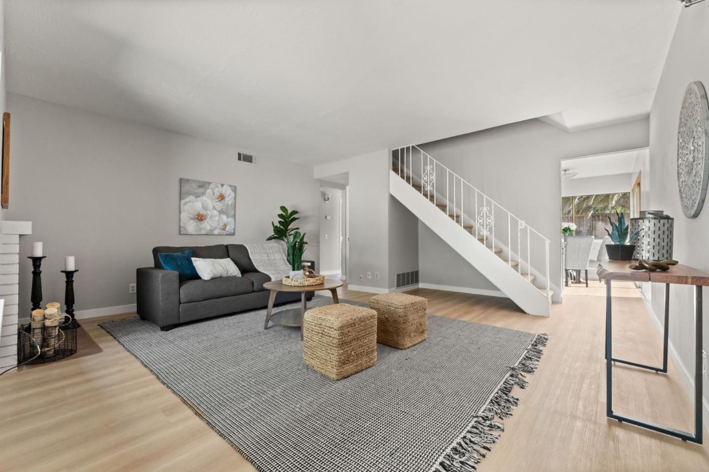 Detail Gallery Image 12 of 47 For 396 Vale Dr, San Jose,  CA 95123 - 2 Beds | 1 Baths