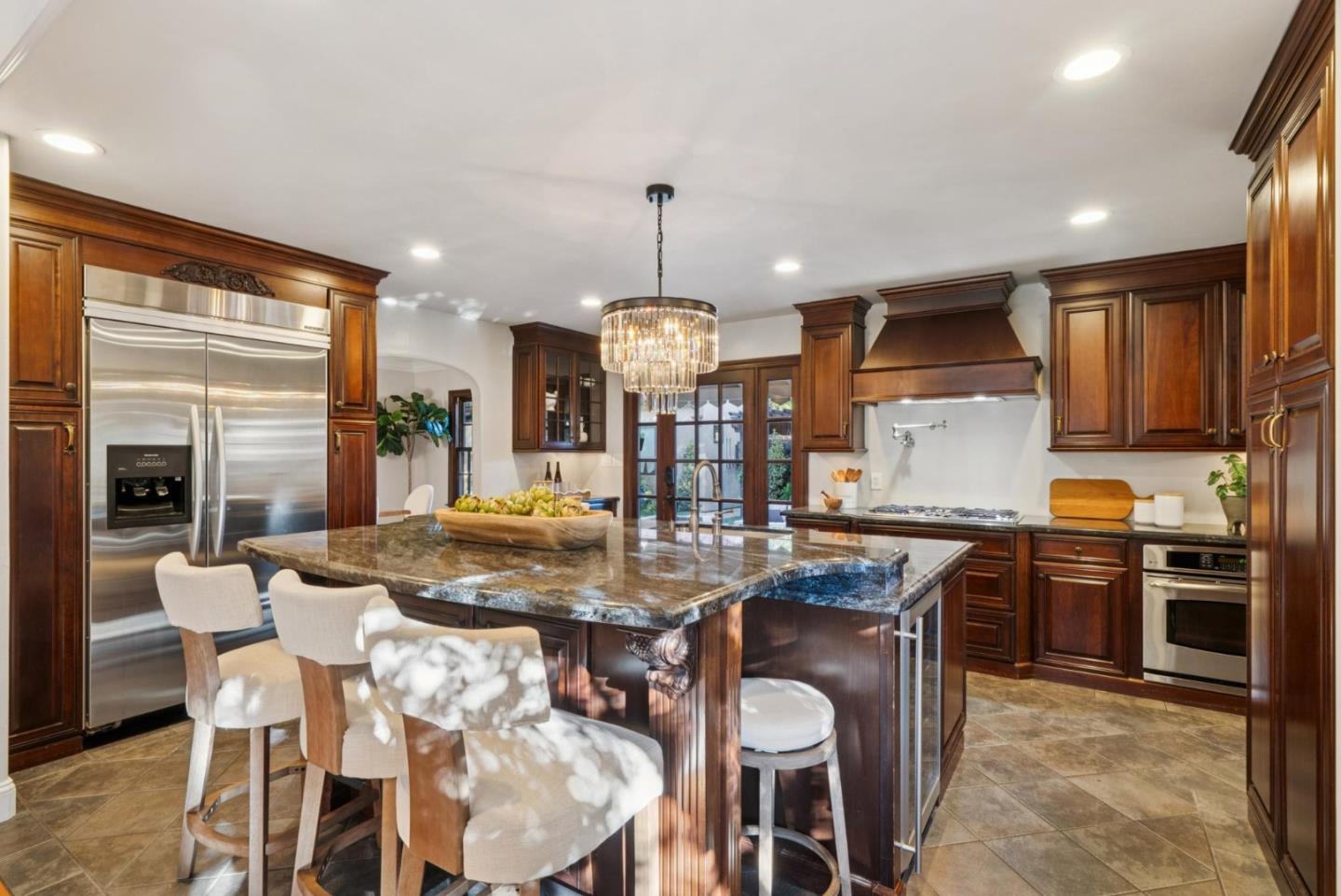 Detail Gallery Image 15 of 85 For 1198 Roycott Way, San Jose,  CA 95125 - 4 Beds | 2/1 Baths