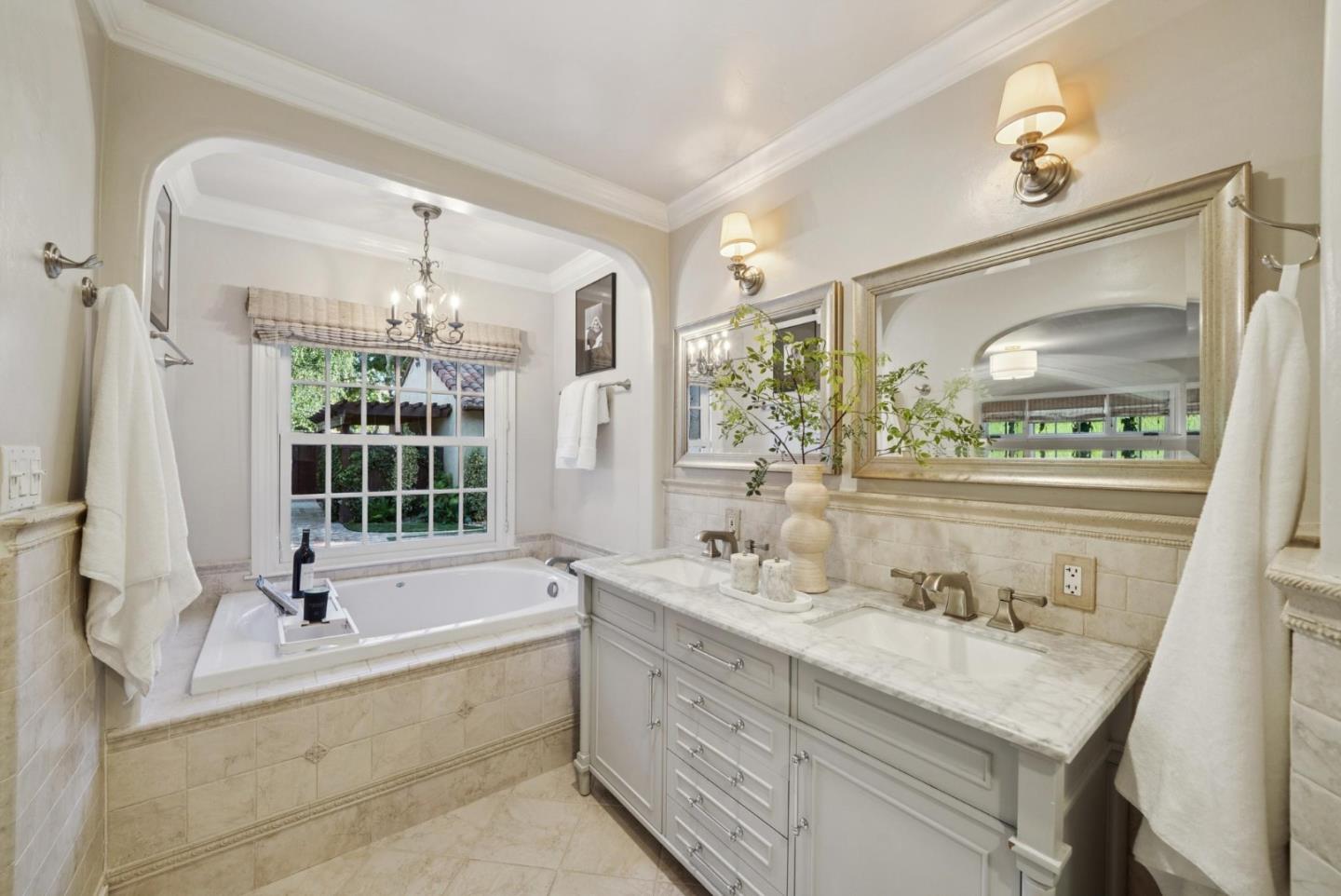 Detail Gallery Image 19 of 85 For 1198 Roycott Way, San Jose,  CA 95125 - 4 Beds | 2/1 Baths