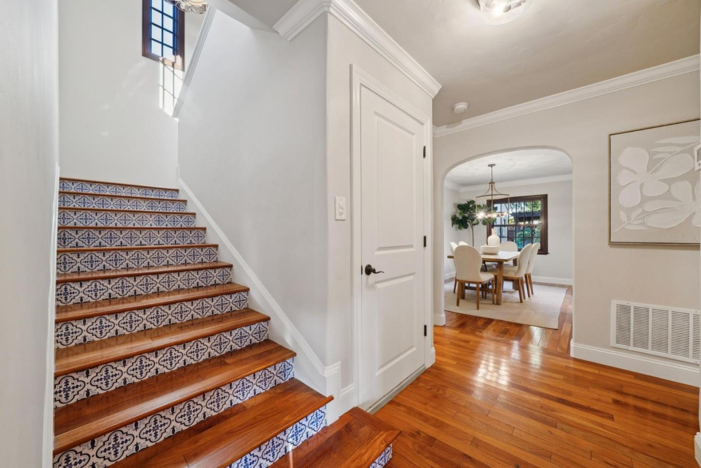 Detail Gallery Image 22 of 85 For 1198 Roycott Way, San Jose,  CA 95125 - 4 Beds | 2/1 Baths