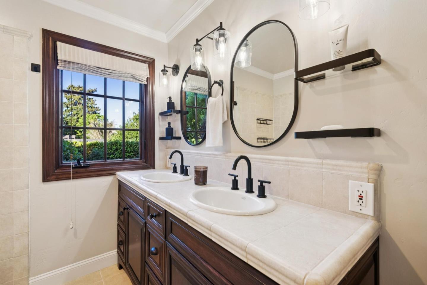 Detail Gallery Image 27 of 85 For 1198 Roycott Way, San Jose,  CA 95125 - 4 Beds | 2/1 Baths