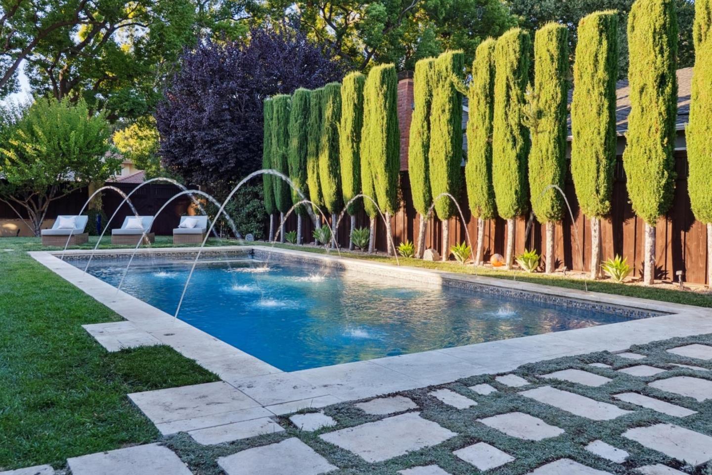 Detail Gallery Image 33 of 85 For 1198 Roycott Way, San Jose,  CA 95125 - 4 Beds | 2/1 Baths