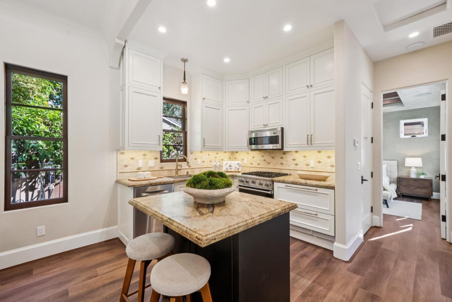 Detail Gallery Image 52 of 85 For 1198 Roycott Way, San Jose,  CA 95125 - 4 Beds | 2/1 Baths