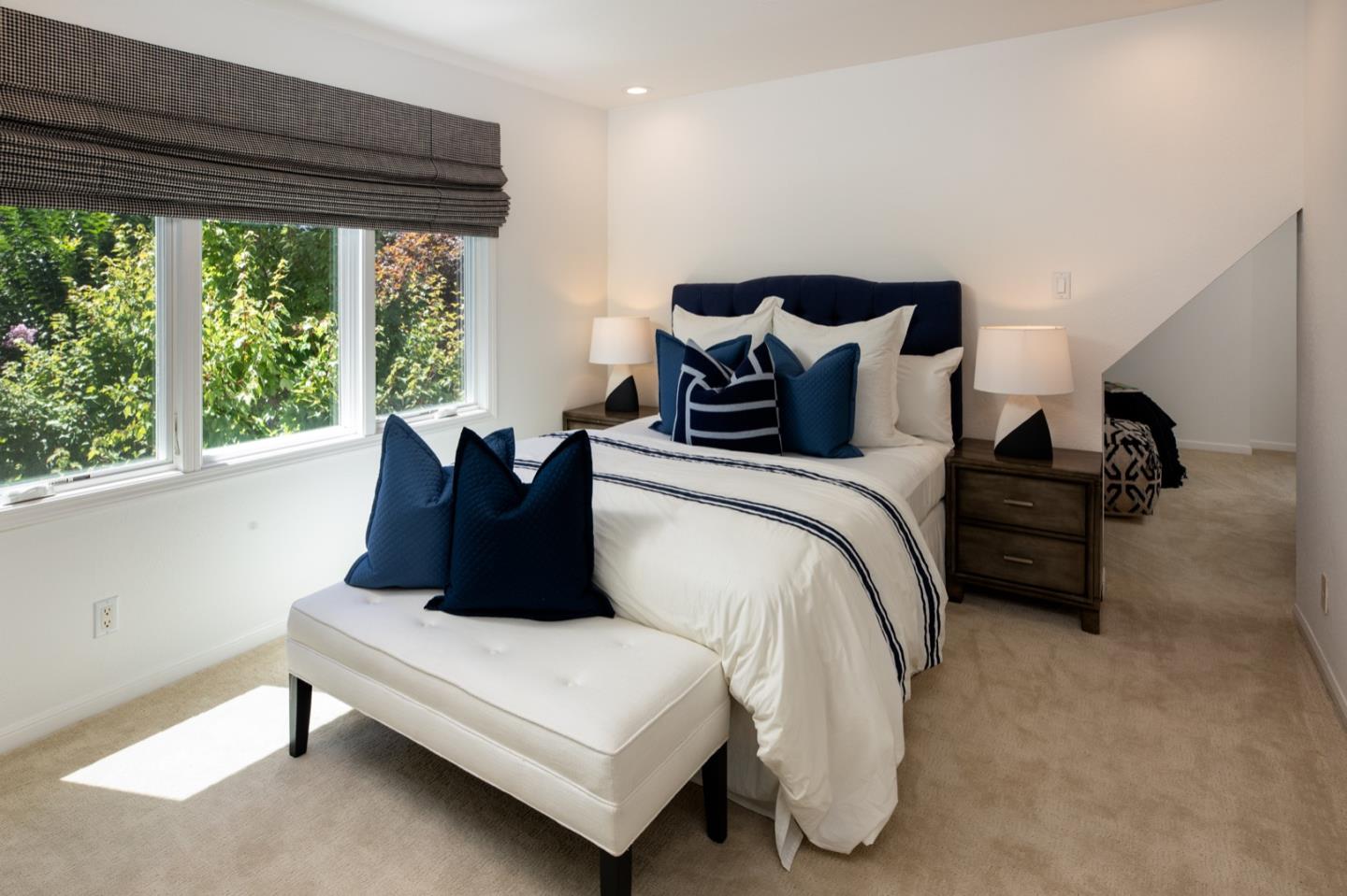 Detail Gallery Image 28 of 39 For 331 Arlington Rd, Redwood City,  CA 94062 - 4 Beds | 2/1 Baths