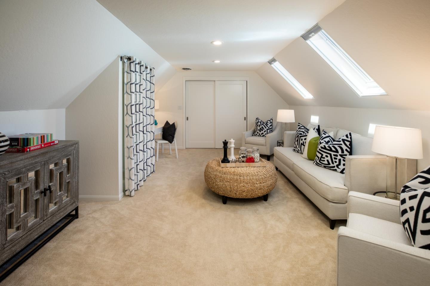 Detail Gallery Image 31 of 39 For 331 Arlington Rd, Redwood City,  CA 94062 - 4 Beds | 2/1 Baths