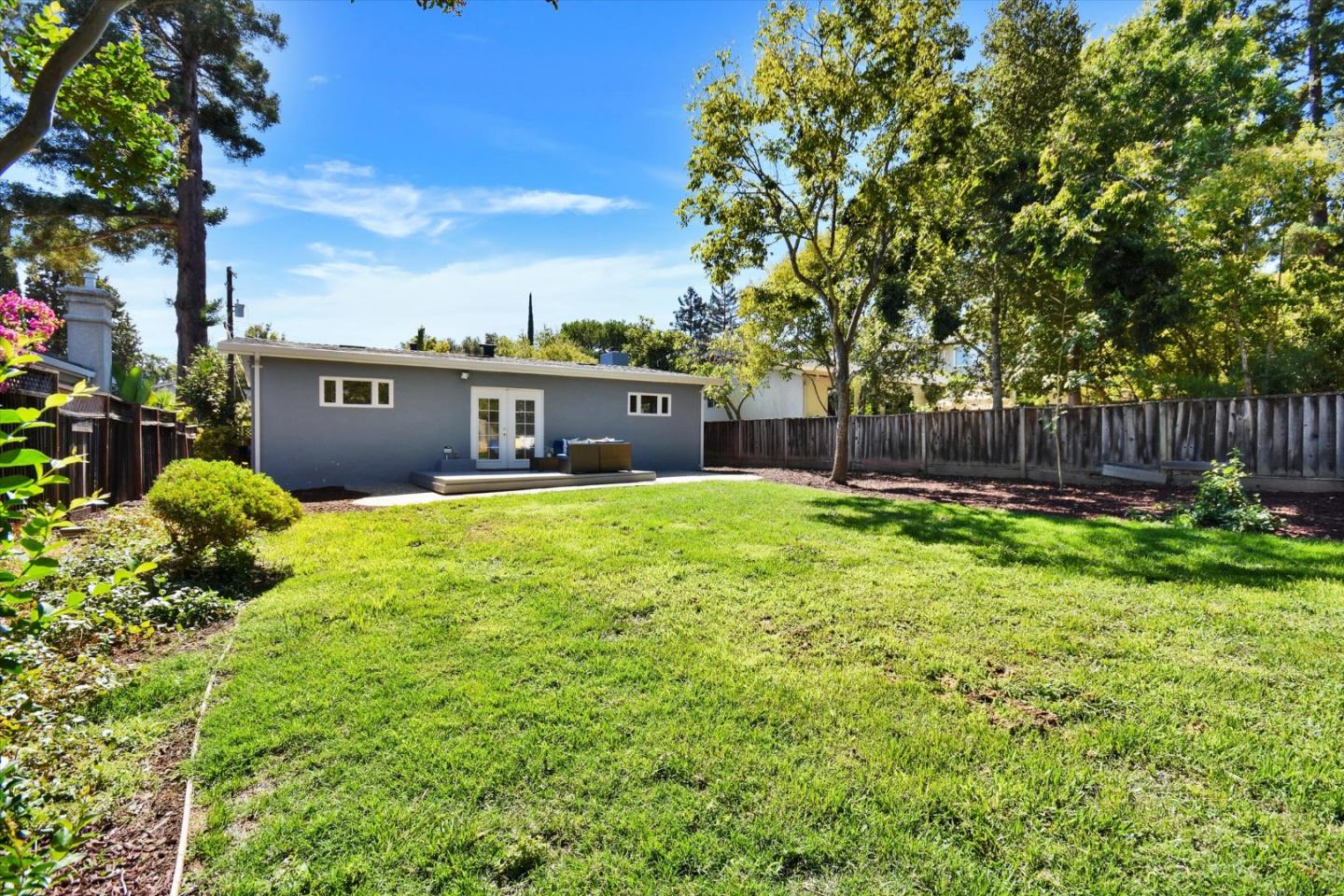 Detail Gallery Image 29 of 31 For 14251 Paul Ave, Saratoga,  CA 95070 - 2 Beds | 1 Baths