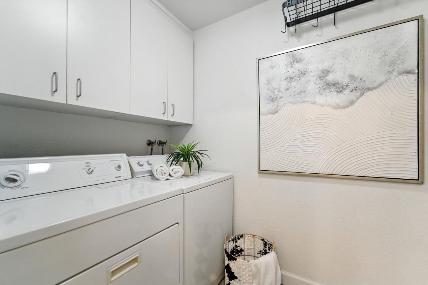Detail Gallery Image 13 of 24 For 5457 Makati Cir, San Jose,  CA 95123 - 1 Beds | 1 Baths