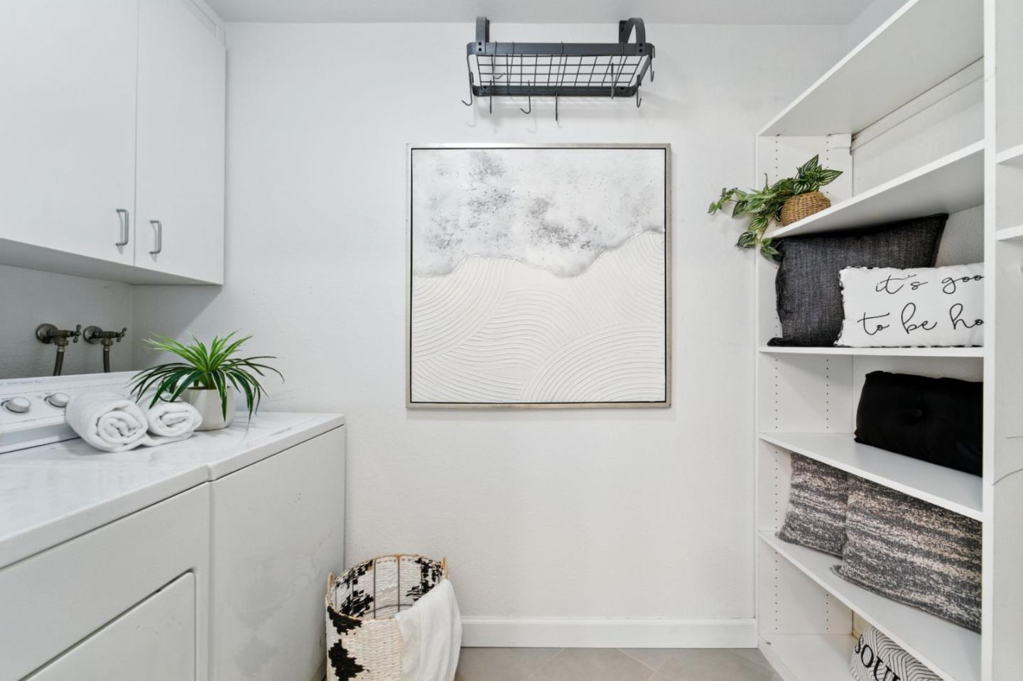 Detail Gallery Image 14 of 24 For 5457 Makati Cir, San Jose,  CA 95123 - 1 Beds | 1 Baths